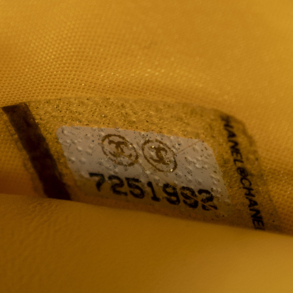 Chanel New Travel Line Wallet On Chain - Picture 8 of 8